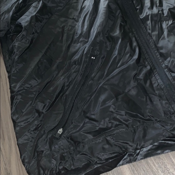 Thin black bomber jacket - Picture 3 of 4